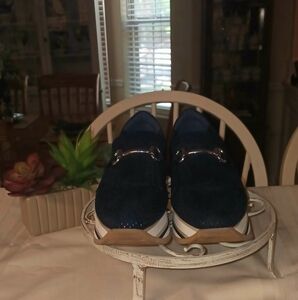 Crown Ivey Bosco Loafer Sneakers Navy Blue Size 7 Excellent Condition 2.5" Heel